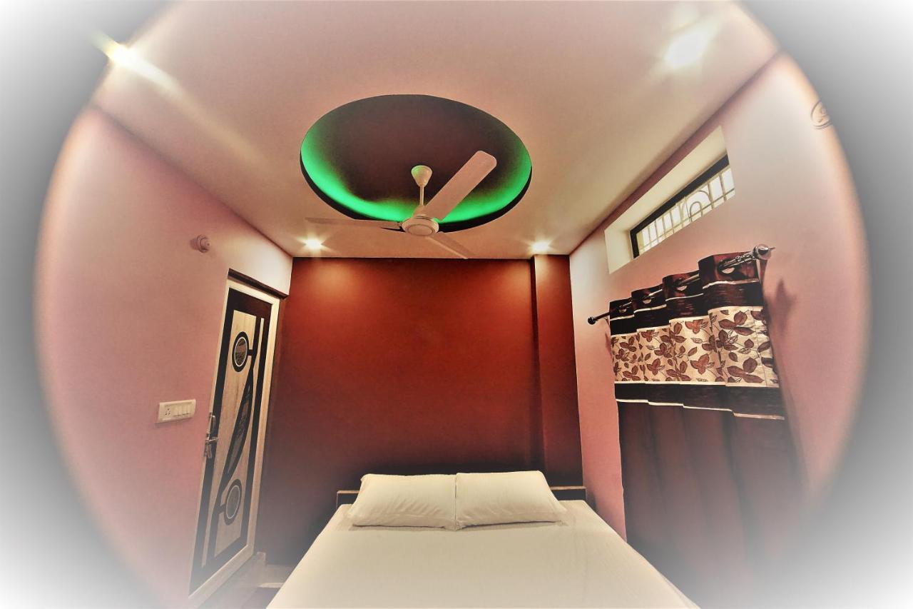 Maa Durga Inn Váránaszi Kültér fotó